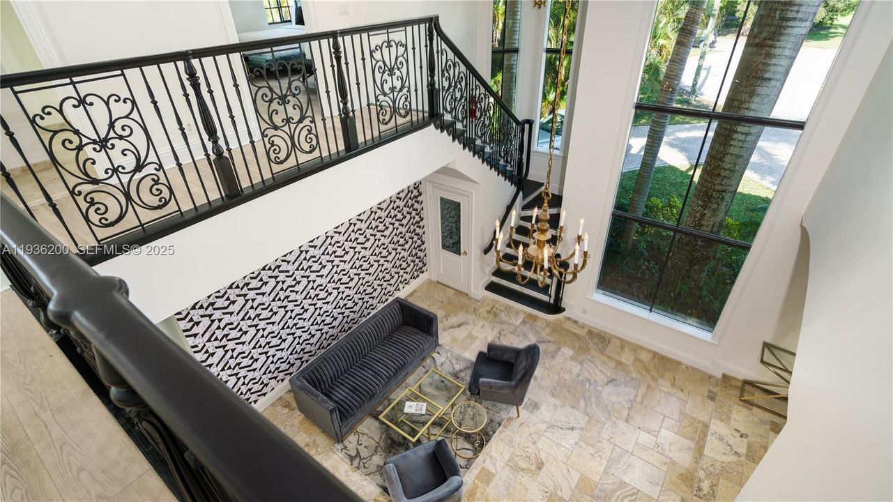 En Renta: $23,995 (8 camas, 5 baños, 4958 Pies cuadrados)