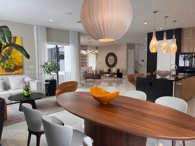 待售: $1,600,000 (4 贝兹, 3 浴室, 3436 平方英尺)