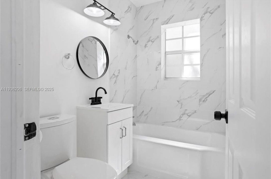 En Venta: $549,999 (3 camas, 2 baños, 1904 Pies cuadrados)