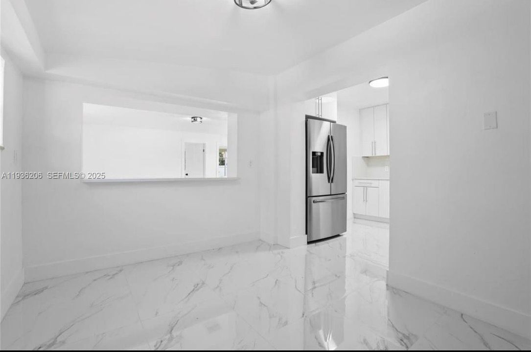 En Venta: $549,999 (3 camas, 2 baños, 1904 Pies cuadrados)