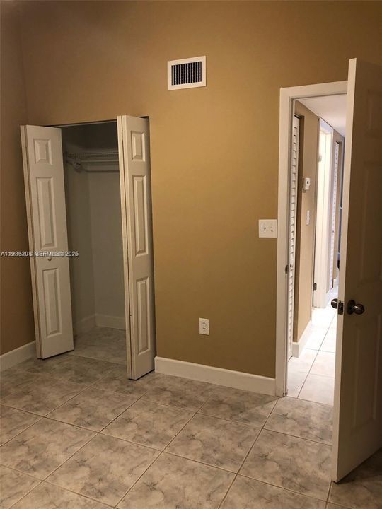 For Rent: $2,350 (3 beds, 2 baths, 1329 Square Feet)