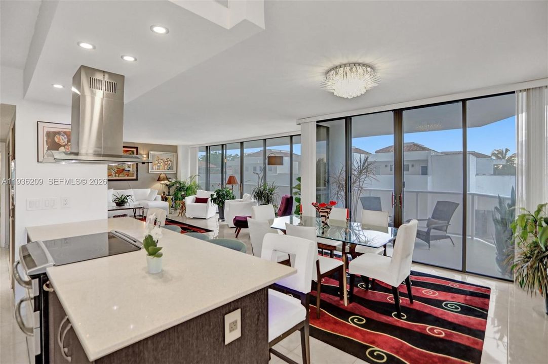 For Sale: $645,000 (2 beds, 2 baths, 1800 Square Feet)