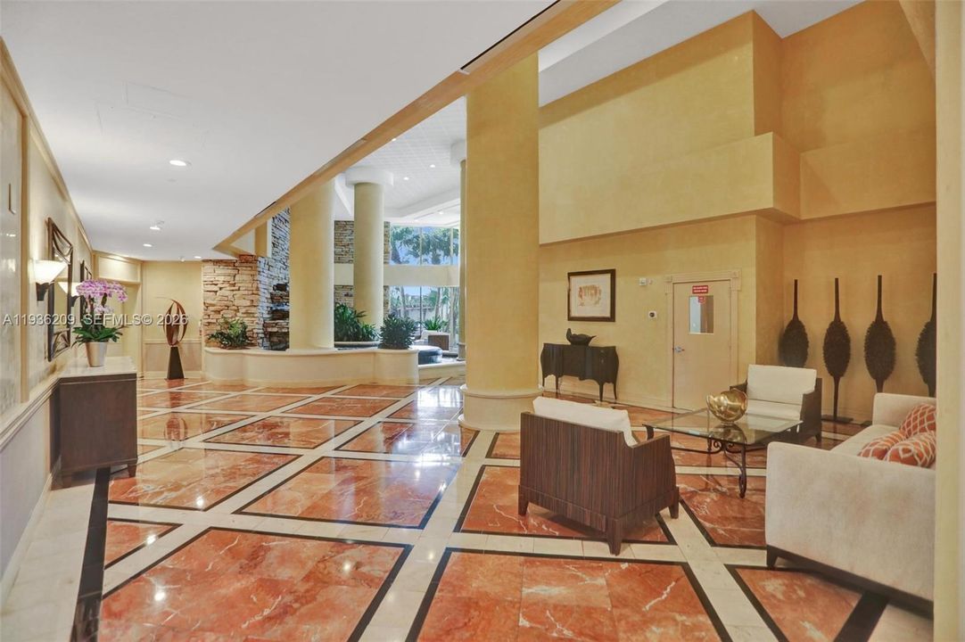 For Sale: $645,000 (2 beds, 2 baths, 1800 Square Feet)