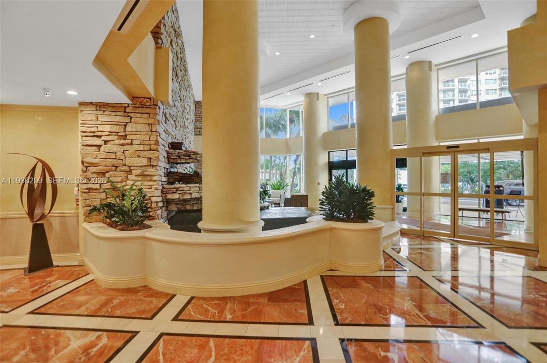 For Sale: $645,000 (2 beds, 2 baths, 1800 Square Feet)