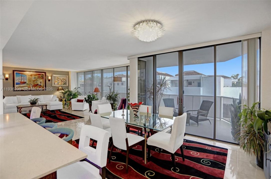 For Sale: $645,000 (2 beds, 2 baths, 1800 Square Feet)