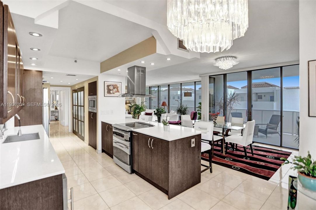 For Sale: $645,000 (2 beds, 2 baths, 1800 Square Feet)