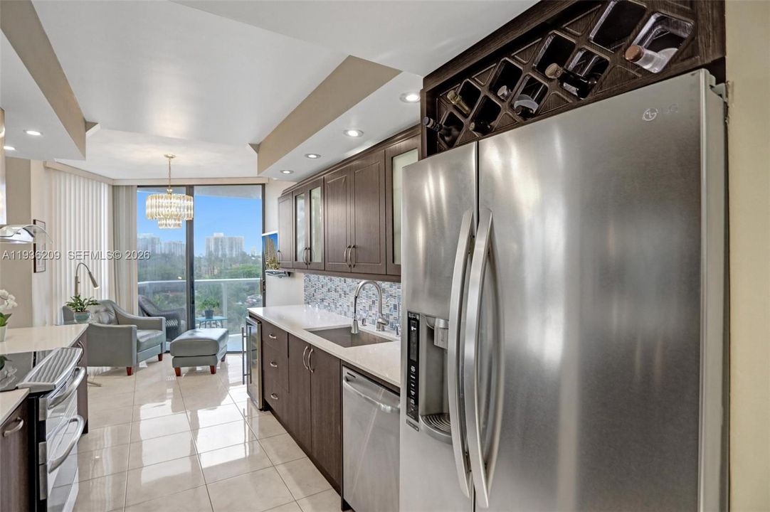 For Sale: $645,000 (2 beds, 2 baths, 1800 Square Feet)