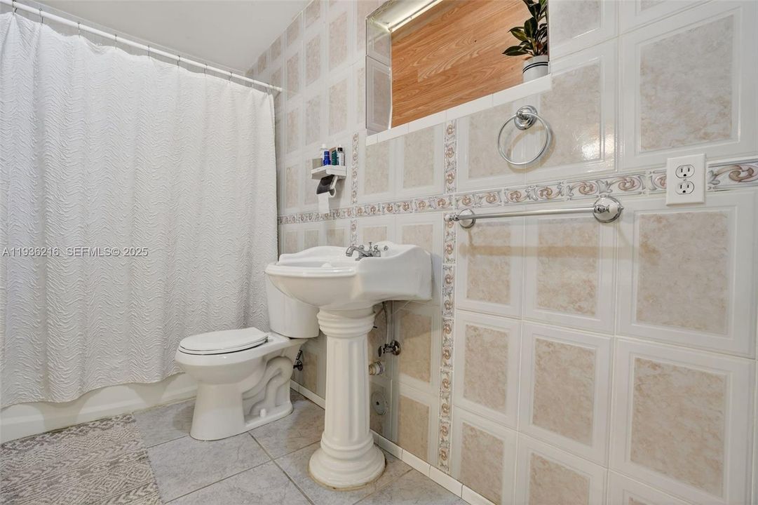 На продажу: $730,000 (4 спален, 3 ванн, 2804 Квадратных фут)