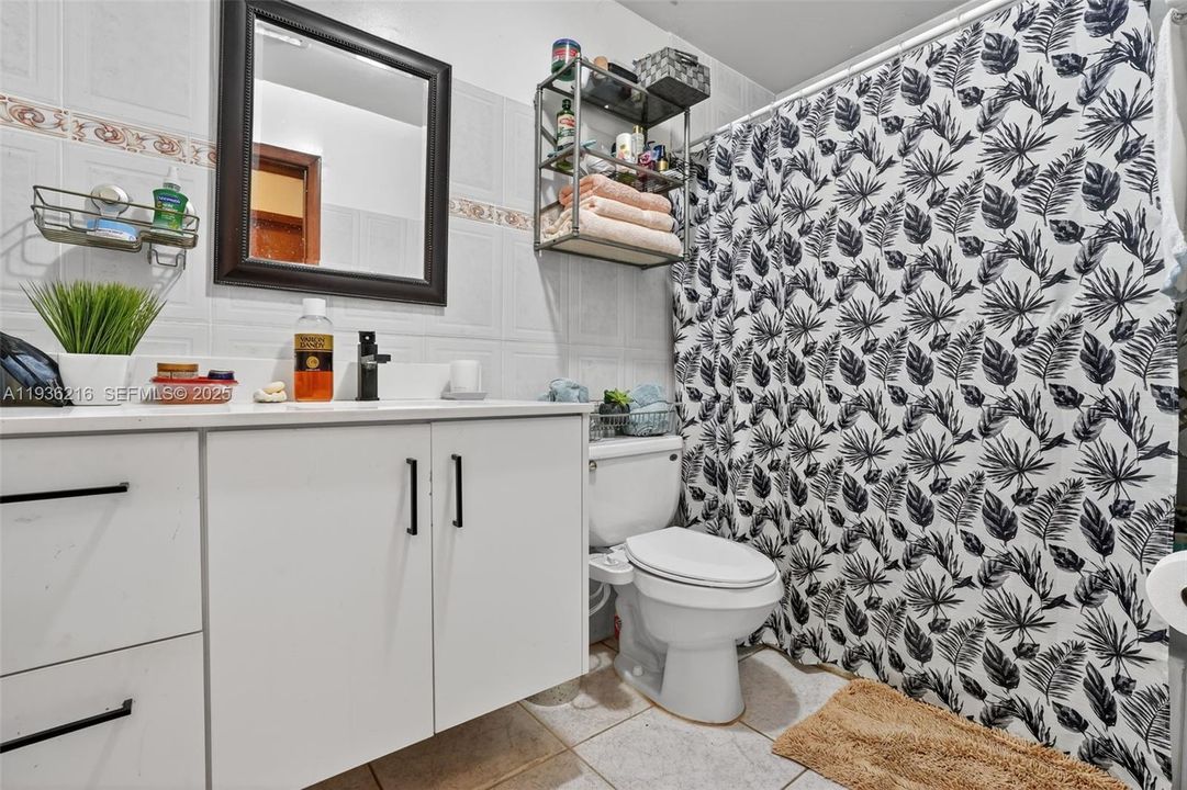 На продажу: $730,000 (4 спален, 3 ванн, 2804 Квадратных фут)