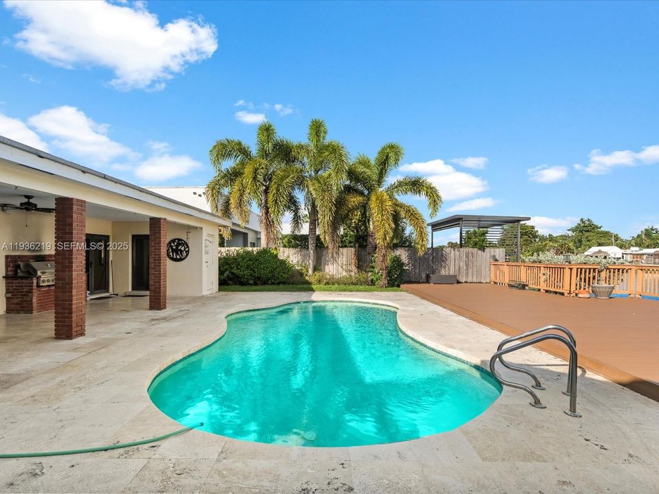 В аренду: $11,500 (5 спален, 3 ванн, 3329 Квадратных фут)