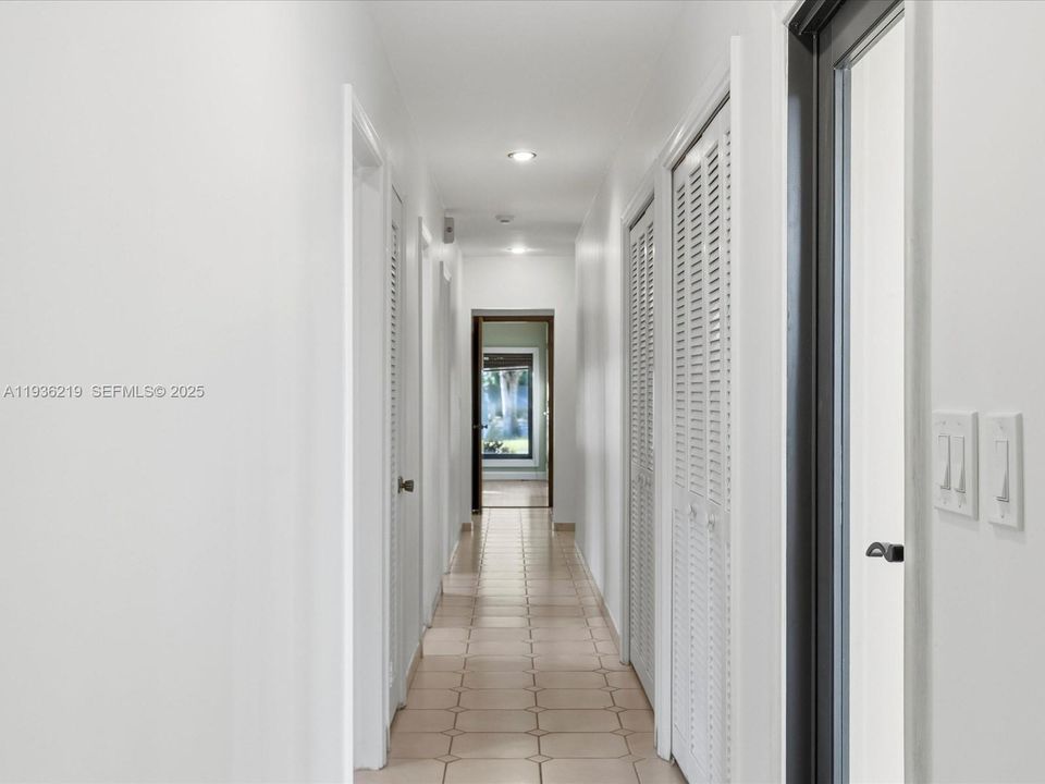 В аренду: $11,500 (5 спален, 3 ванн, 3329 Квадратных фут)