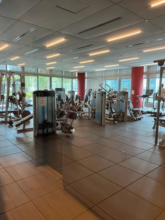 В аренду: $3,000 (0 спален, 1 ванн, 506 Квадратных фут)