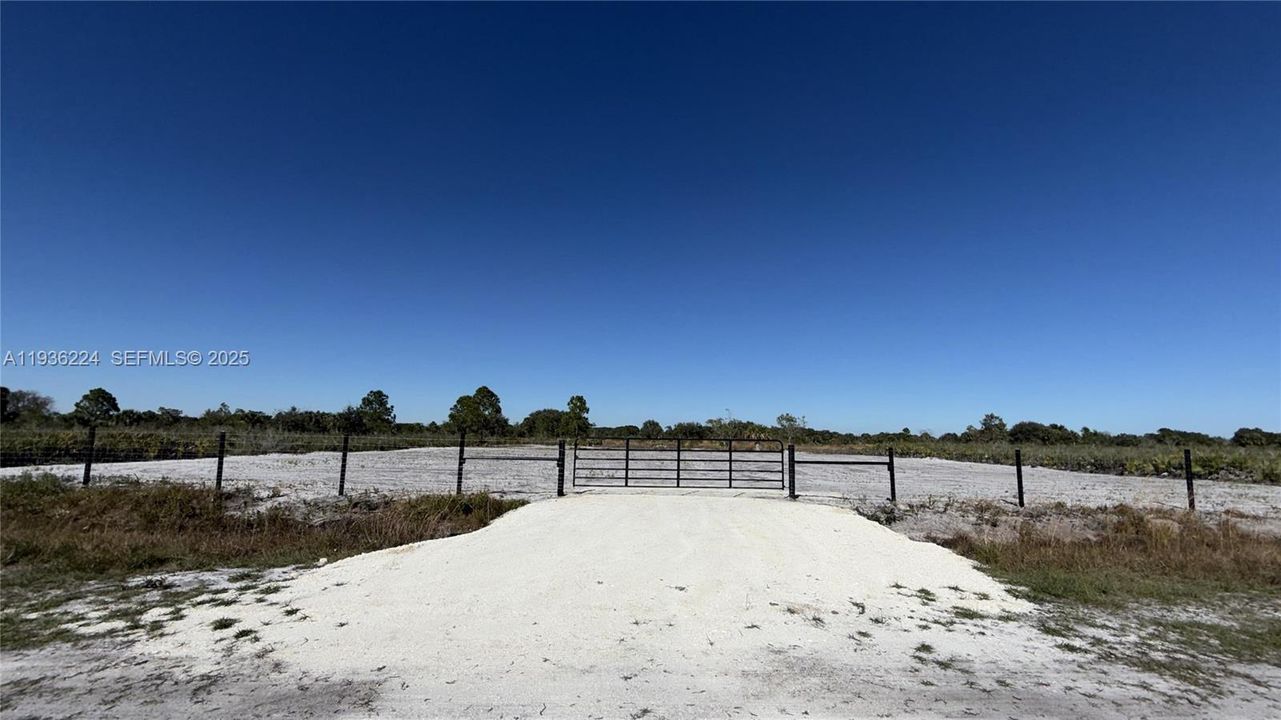 En Venta: $39,999 (1.25 acres)