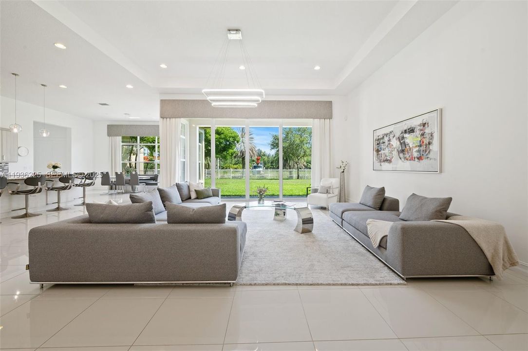 For Rent: $10,000 (4 beds, 4 baths, 4690 Square Feet)