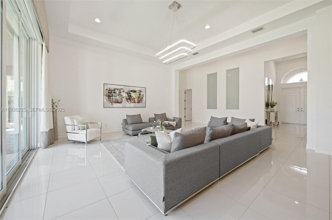 For Rent: $10,000 (4 beds, 4 baths, 4690 Square Feet)