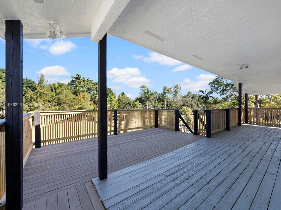 En Venta: $1,575,000 (3 camas, 2 baños, 1536 Pies cuadrados)