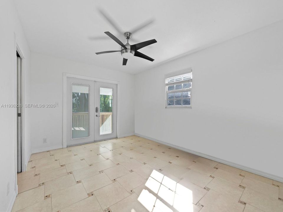 En Venta: $1,575,000 (3 camas, 2 baños, 1536 Pies cuadrados)