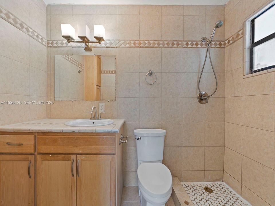 En Venta: $1,575,000 (3 camas, 2 baños, 1536 Pies cuadrados)