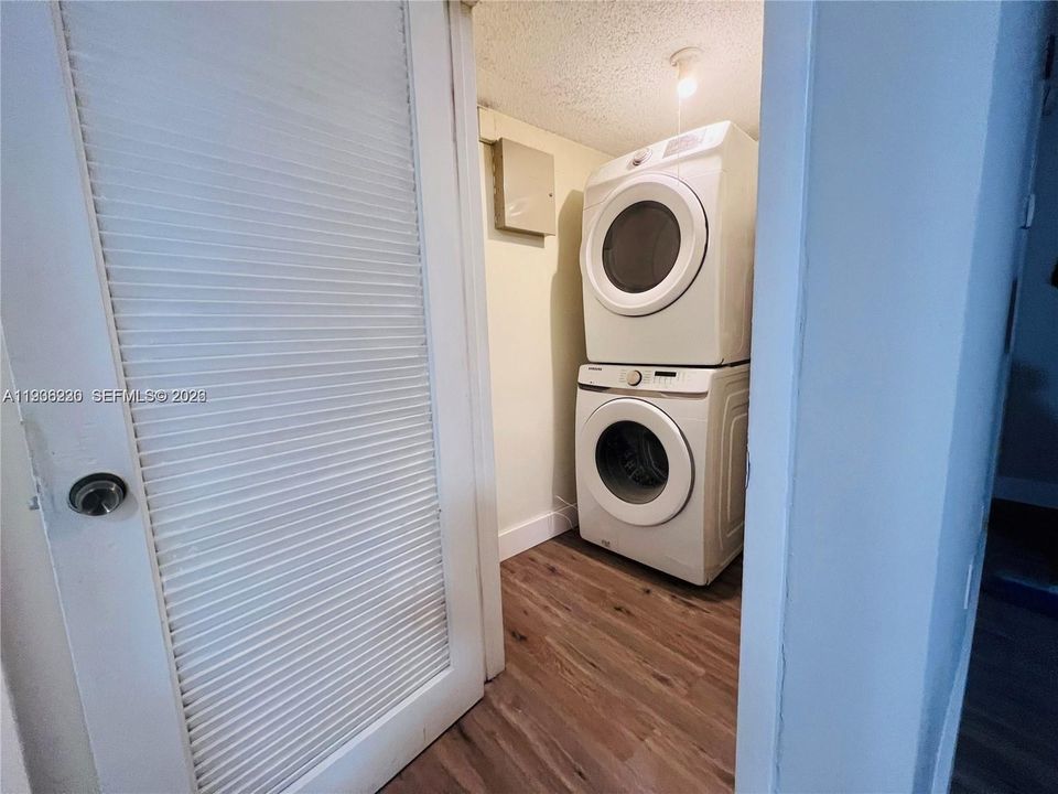 En Renta: $2,600 (2 camas, 2 baños, 1020 Pies cuadrados)