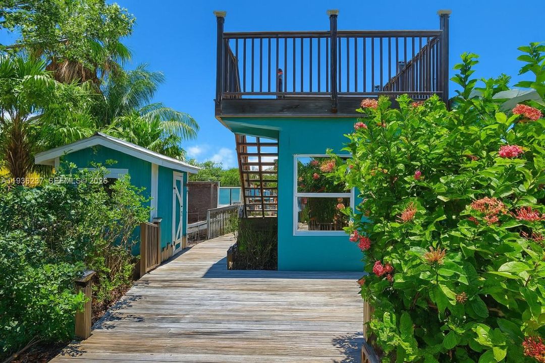 待售: $1,300,000 (3 贝兹, 2 浴室, 1544 平方英尺)