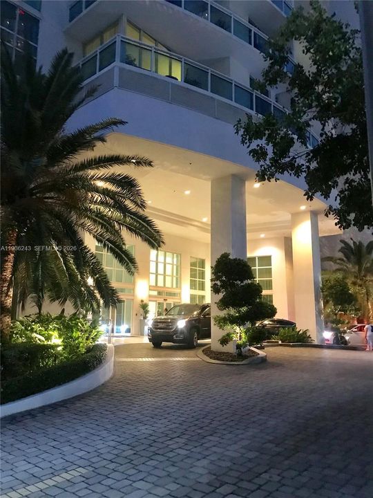 En Renta: $4,800 (2 camas, 2 baños, 1113 Pies cuadrados)