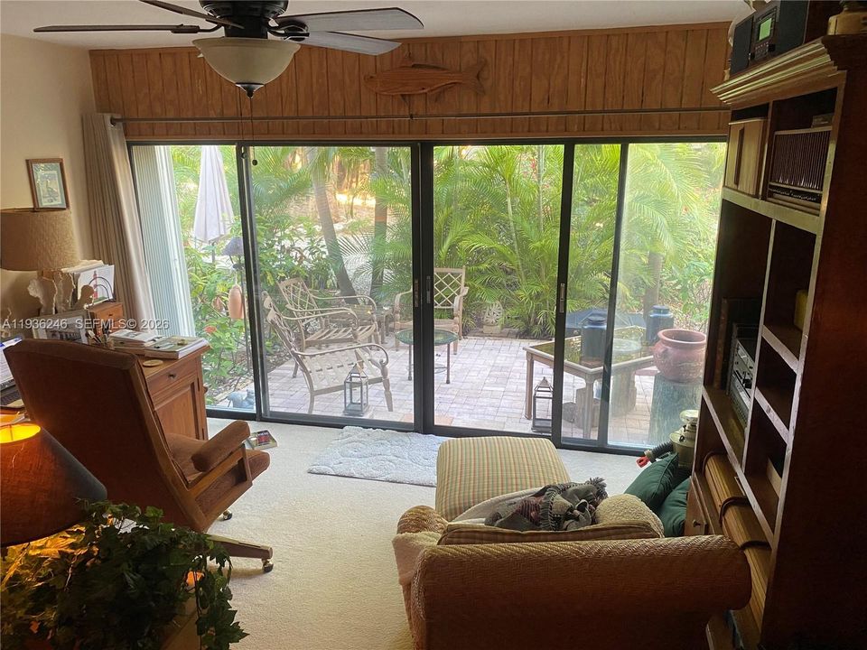En Venta: $630,000 (2 camas, 2 baños, 1365 Pies cuadrados)