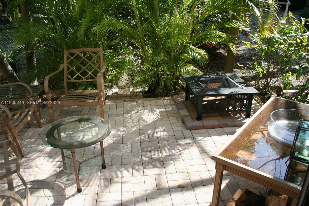 En Venta: $630,000 (2 camas, 2 baños, 1365 Pies cuadrados)