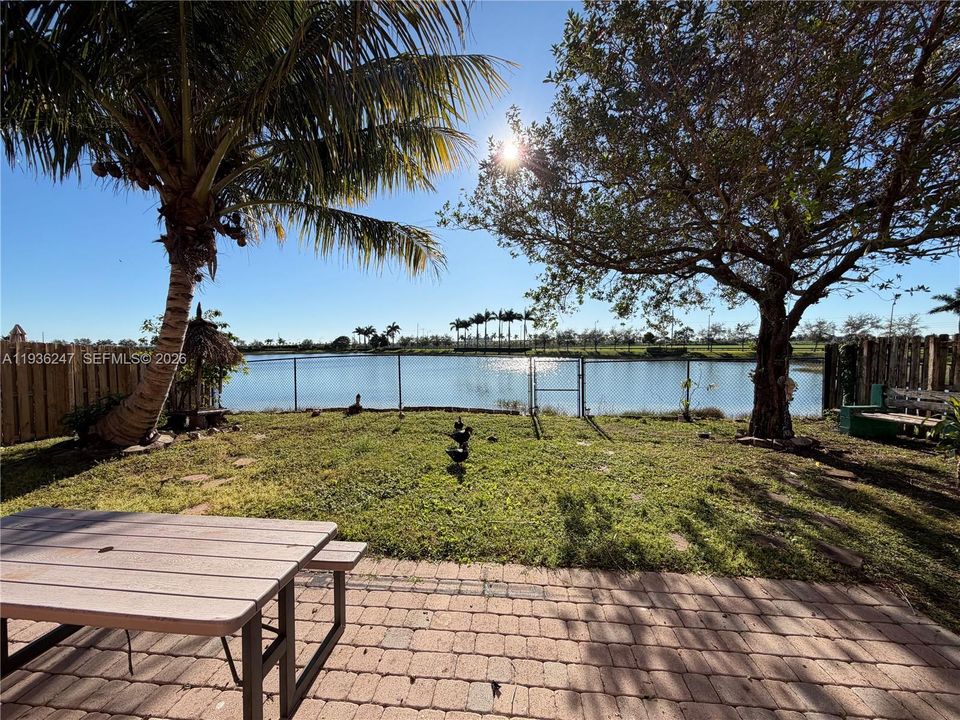 待售: $569,900 (5 贝兹, 3 浴室, 0 平方英尺)