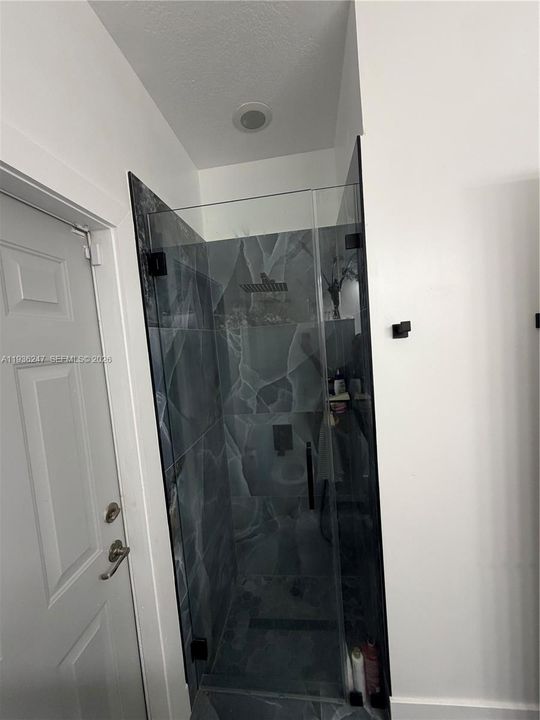 待售: $569,900 (5 贝兹, 3 浴室, 0 平方英尺)