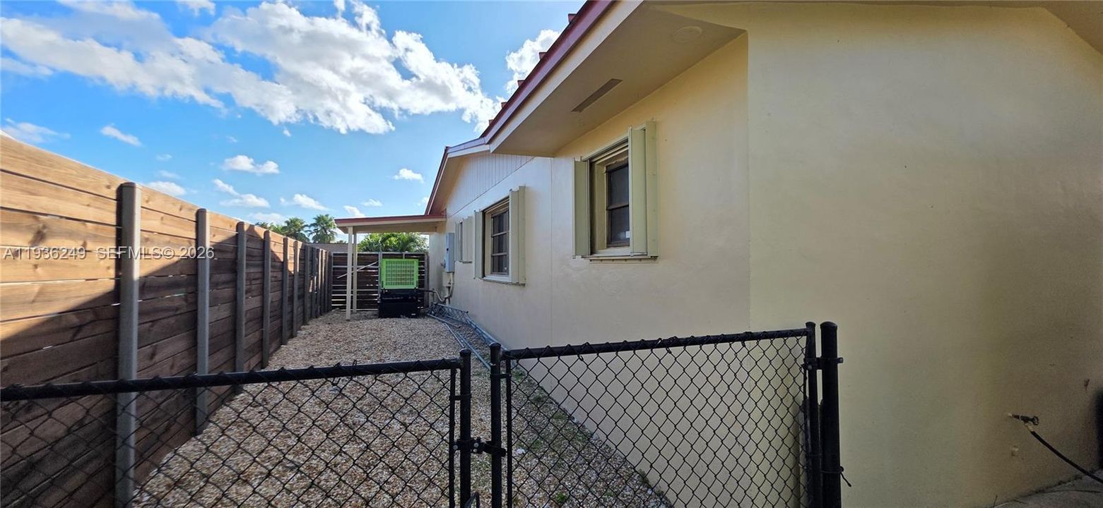 For Sale: $1,199,000 (4 beds, 4 baths, 2484 Square Feet)