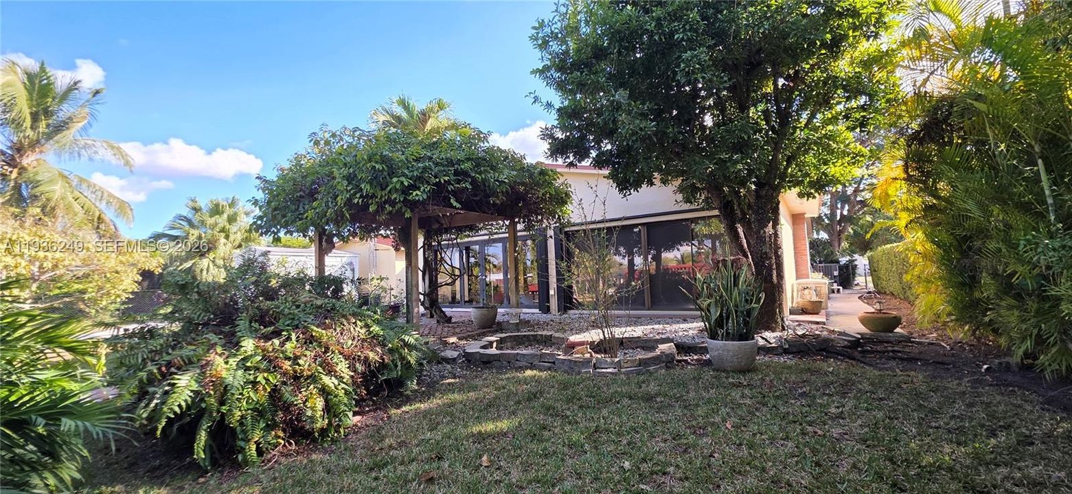 For Sale: $1,199,000 (4 beds, 4 baths, 2484 Square Feet)