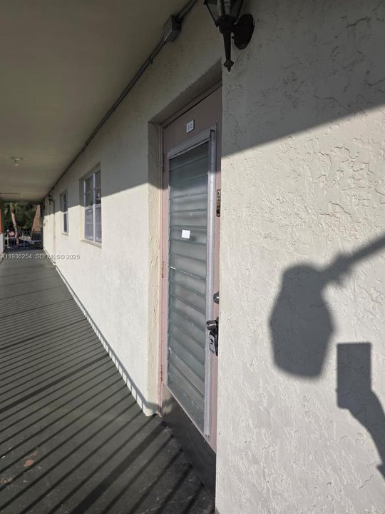 For Rent: $2,100 (2 beds, 2 baths, 960 Square Feet)