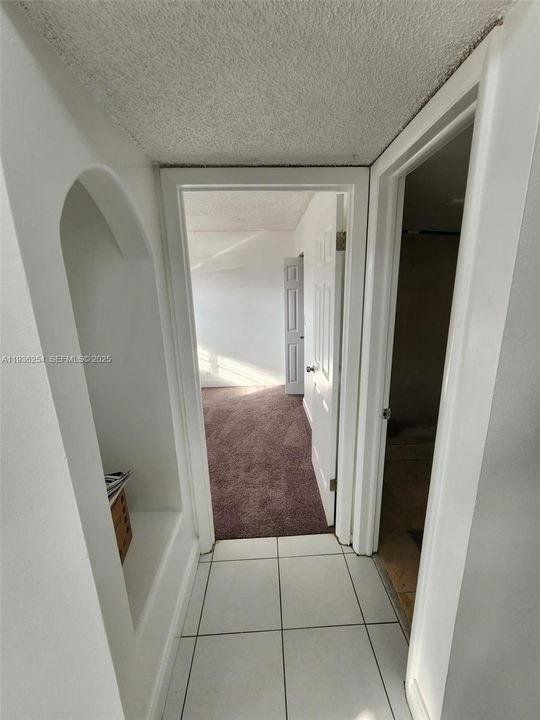 For Rent: $2,100 (2 beds, 2 baths, 960 Square Feet)