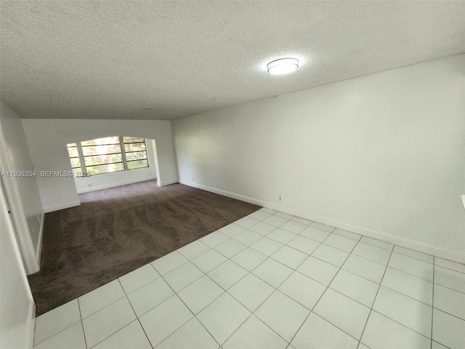 For Rent: $2,100 (2 beds, 2 baths, 960 Square Feet)