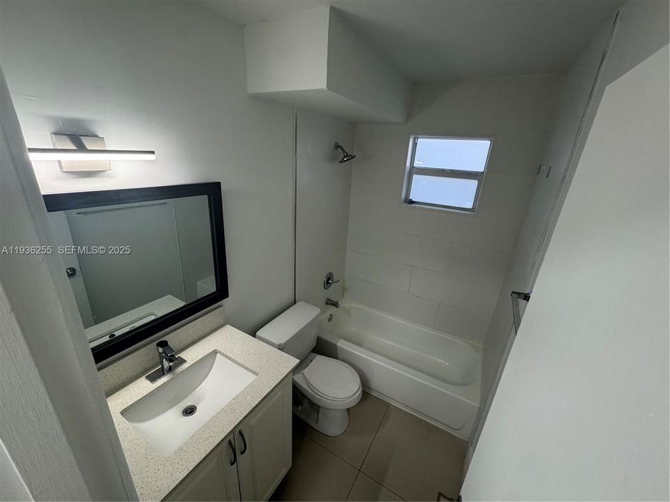 В аренду: $1,750 (1 спален, 1 ванн, 675 Квадратных фут)