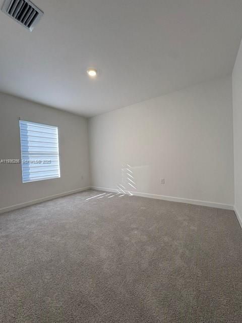 В аренду: $4,800 (4 спален, 3 ванн, 0 Квадратных фут)