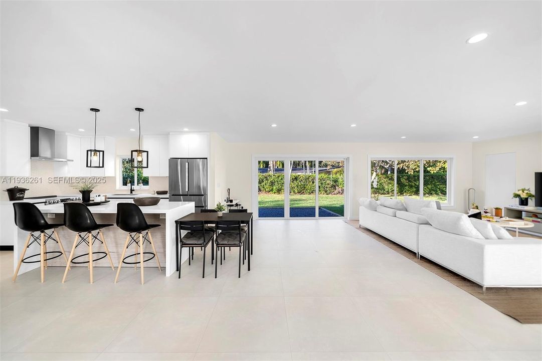 В аренду: $9,900 (3 спален, 2 ванн, 2036 Квадратных фут)