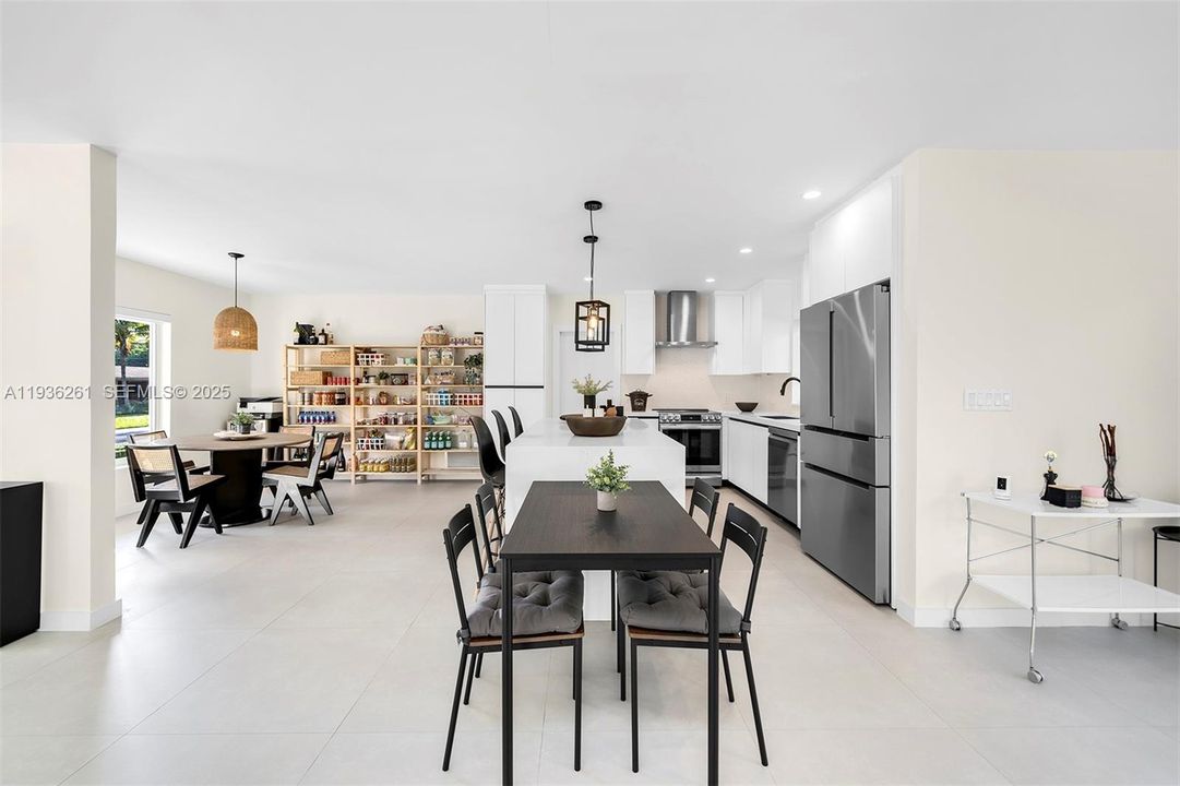 В аренду: $9,900 (3 спален, 2 ванн, 2036 Квадратных фут)