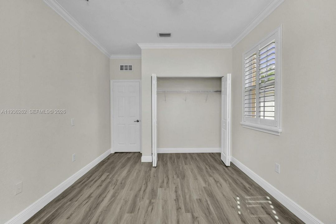 На продажу: $665,000 (3 спален, 3 ванн, 1992 Квадратных фут)