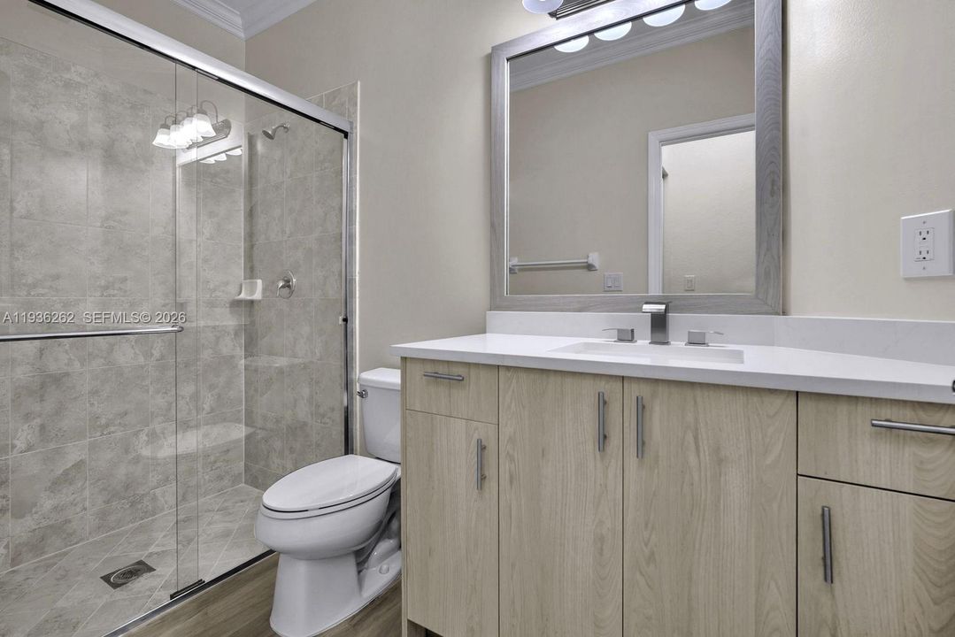 На продажу: $665,000 (3 спален, 3 ванн, 1992 Квадратных фут)