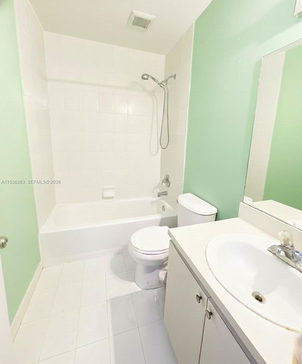 На продажу: $525,000 (3 спален, 2 ванн, 1224 Квадратных фут)