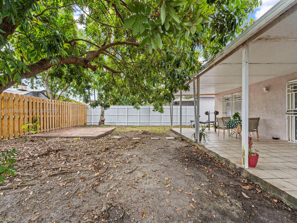 На продажу: $525,000 (3 спален, 2 ванн, 1224 Квадратных фут)