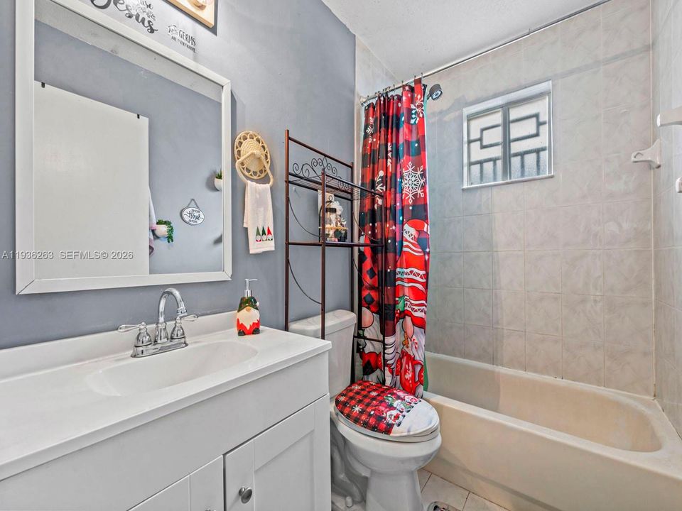 На продажу: $525,000 (3 спален, 2 ванн, 1224 Квадратных фут)