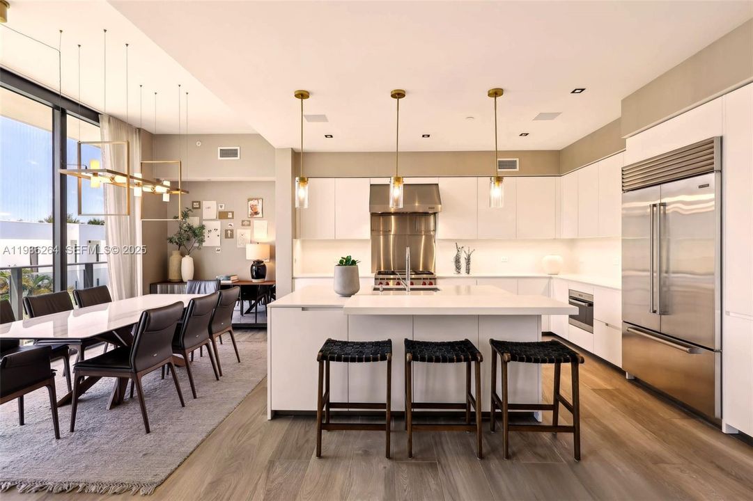 For Sale: $3,650,000 (3 beds, 4 baths, 2453 Square Feet)