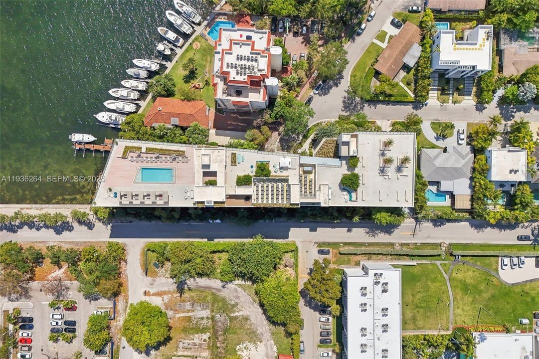 For Sale: $3,650,000 (3 beds, 4 baths, 2453 Square Feet)