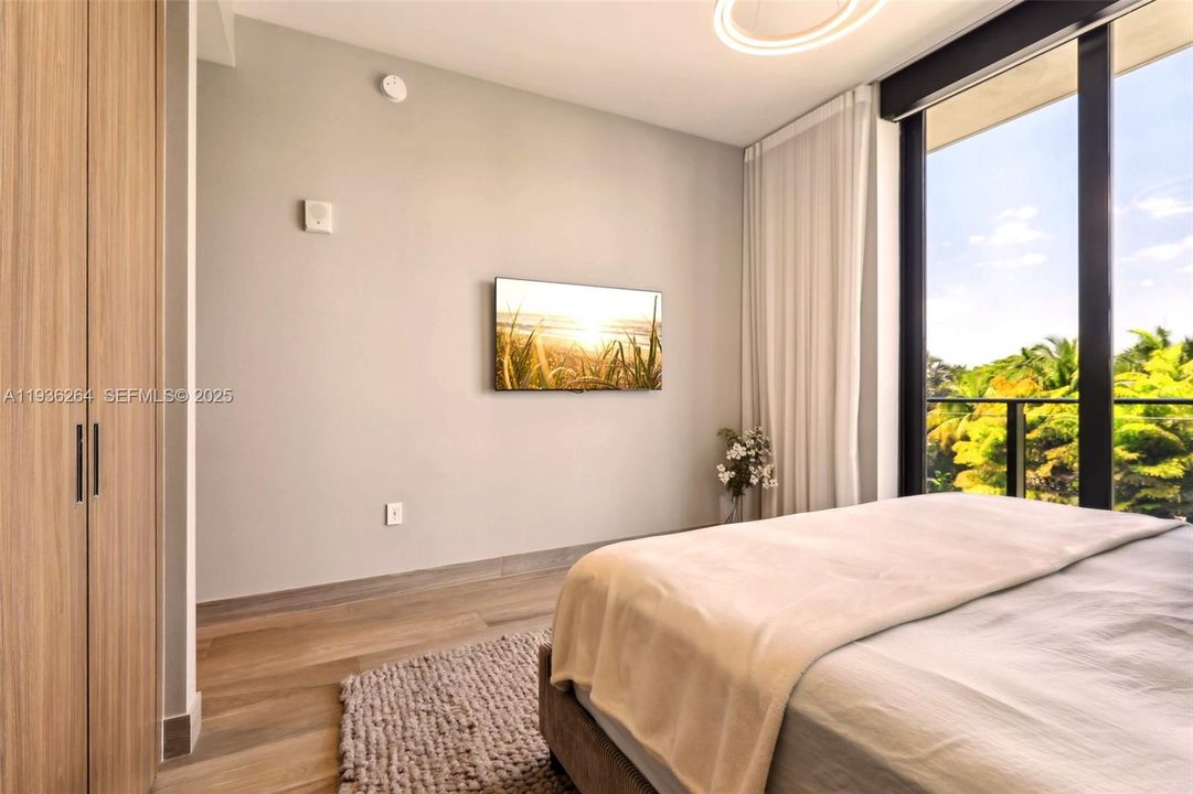 For Sale: $3,650,000 (3 beds, 4 baths, 2453 Square Feet)