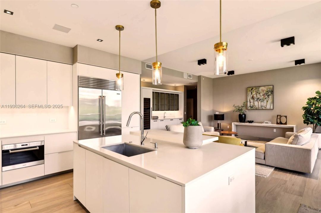 For Sale: $3,650,000 (3 beds, 4 baths, 2453 Square Feet)