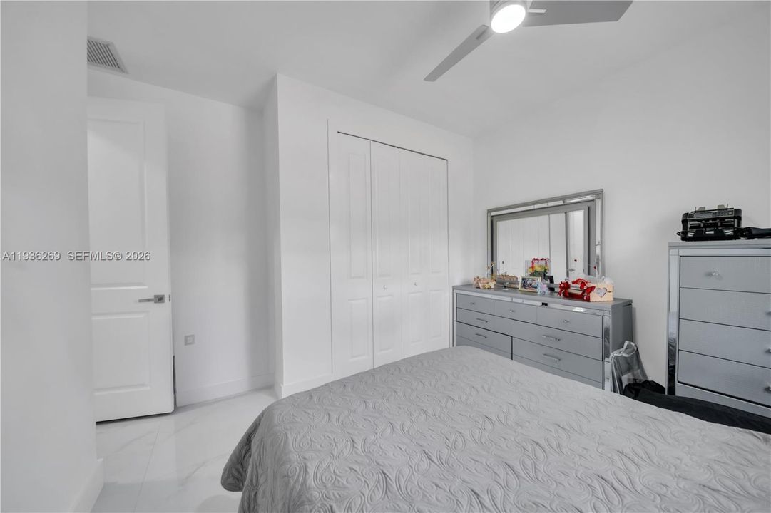 待售: $399,995 (3 贝兹, 2 浴室, 1562 平方英尺)