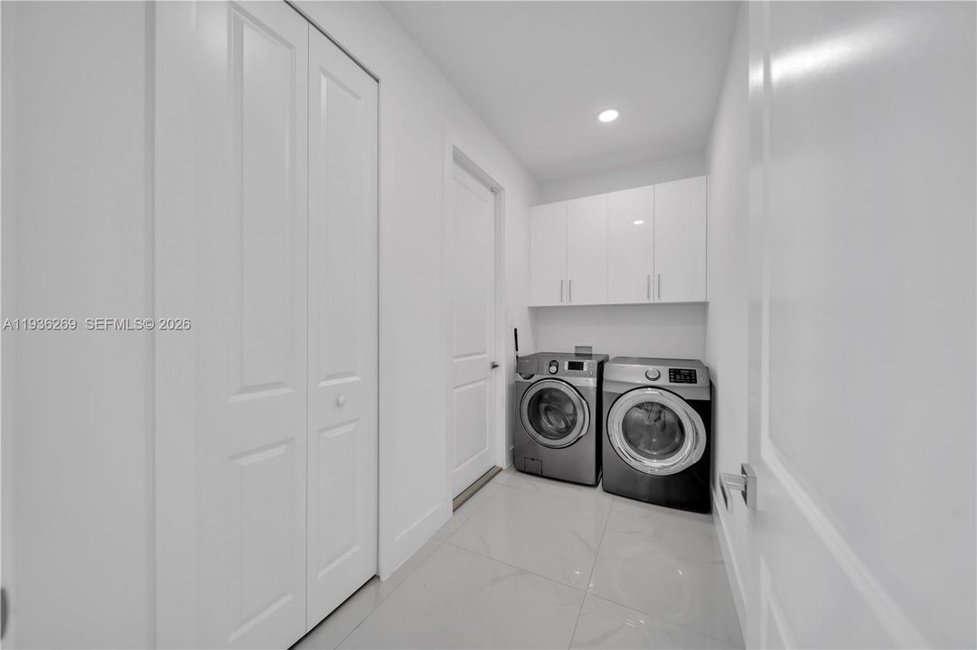 待售: $399,995 (3 贝兹, 2 浴室, 1562 平方英尺)