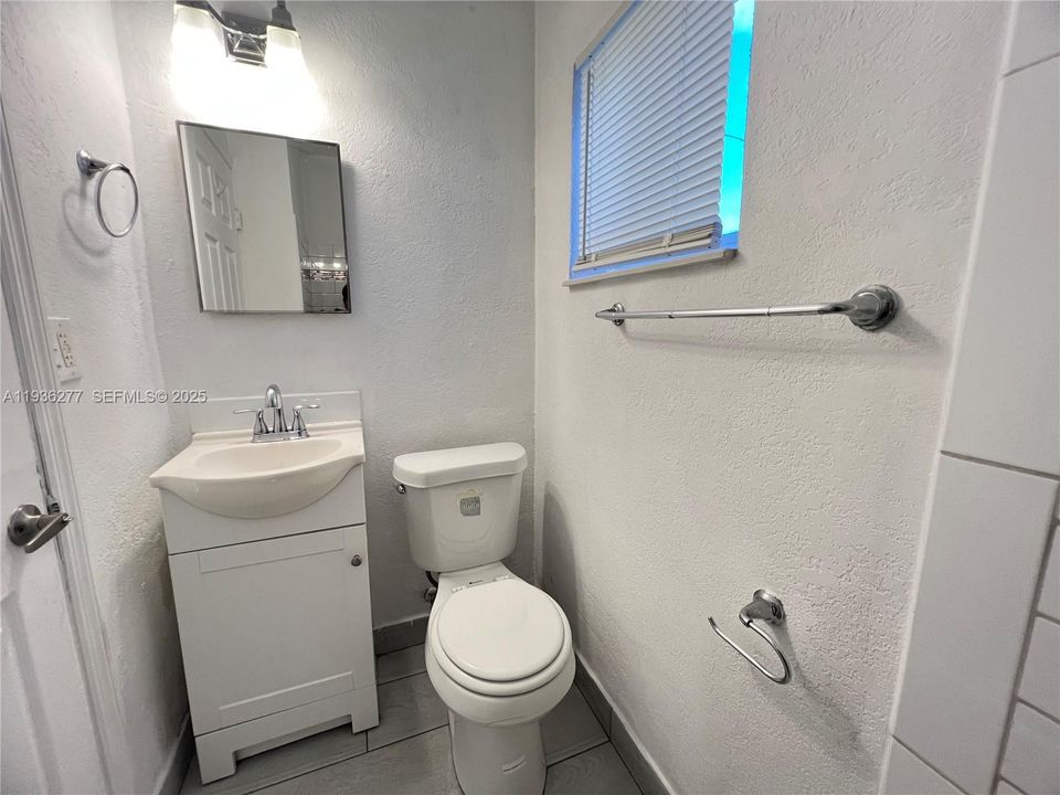 For Rent: $1,300 (0 beds, 1 baths, 0 Square Feet)